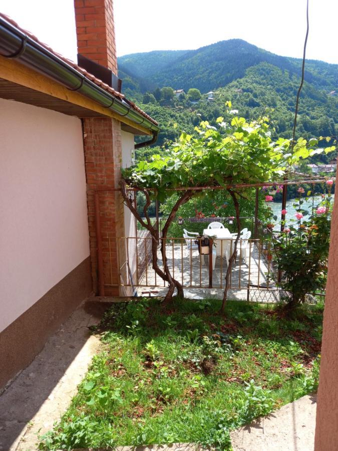 Mala Kuca Apartment Фоча Екстериор снимка