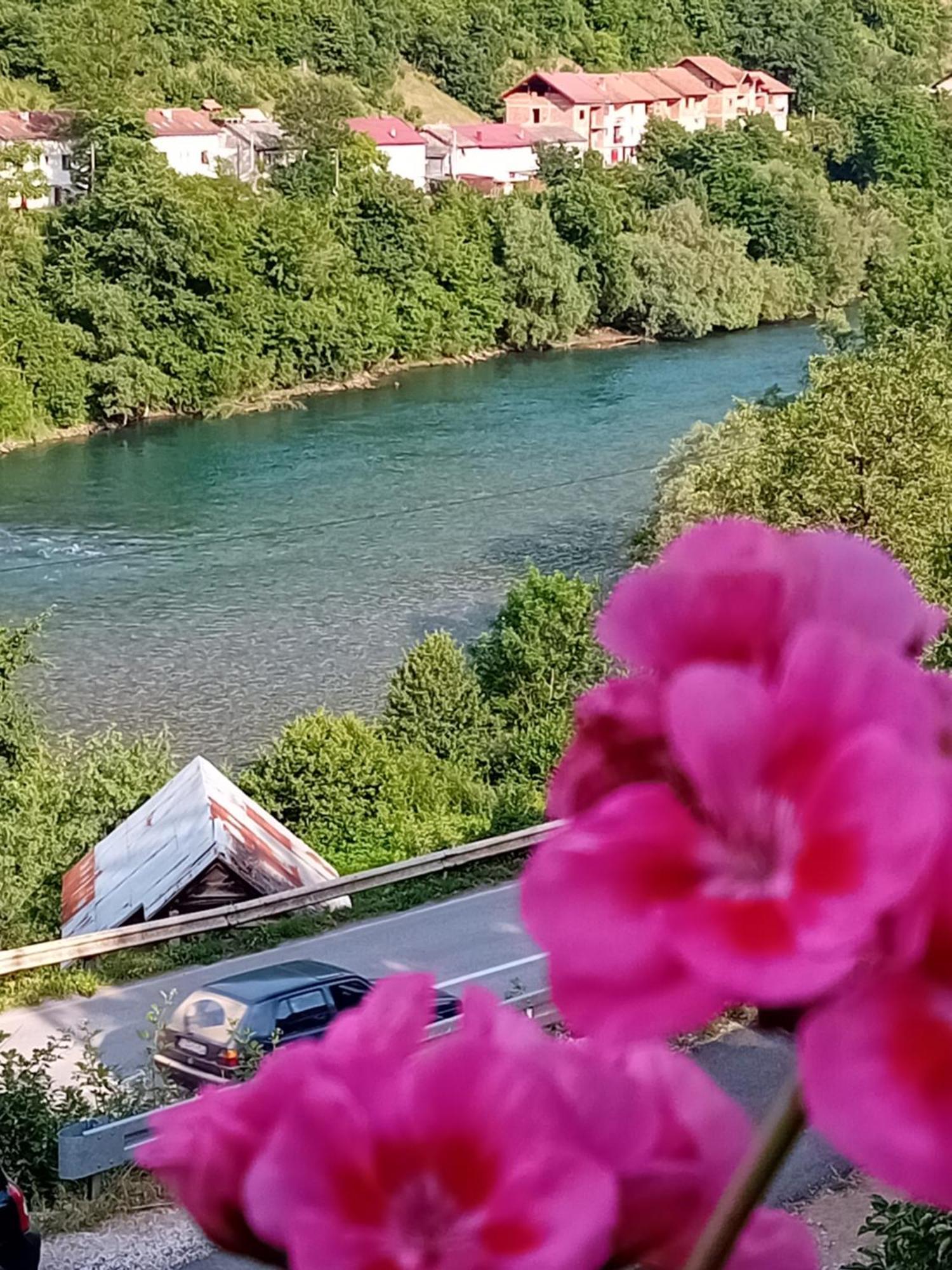Mala Kuca Apartment Фоча Екстериор снимка